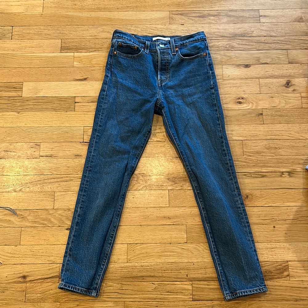 Dark denim Levi Wedgie jeans